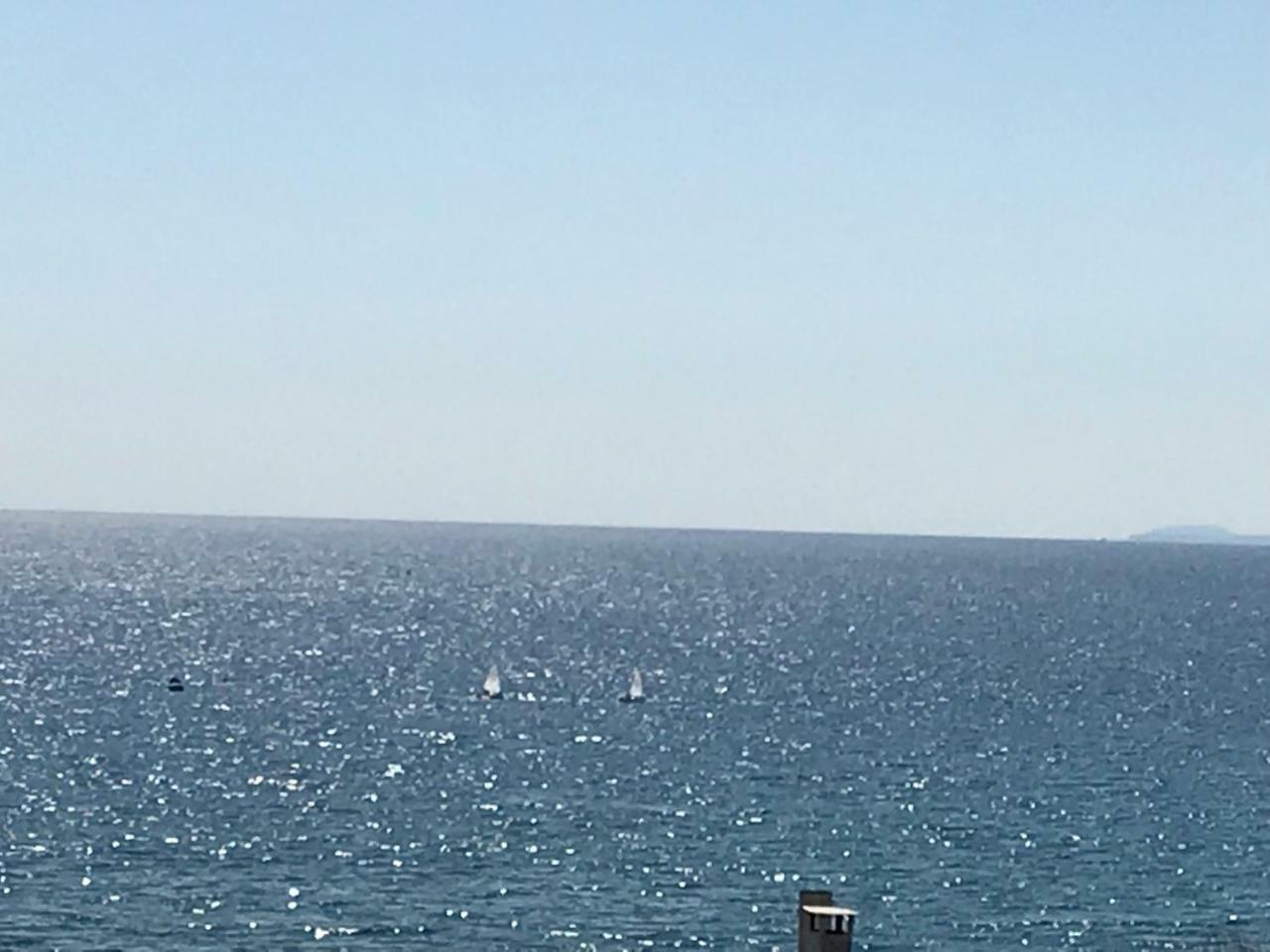 Tg Kalamata Beach Studio With Sea View Terrace Apartment Luaran gambar